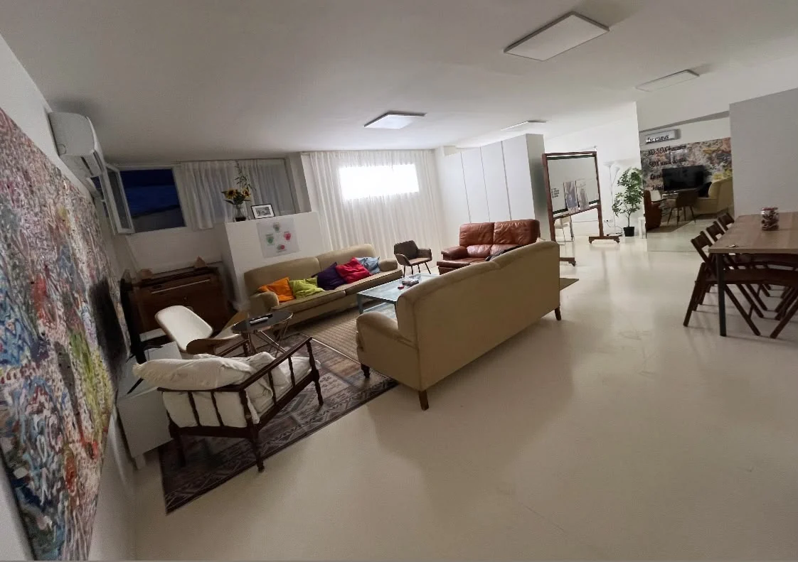 Espacio de acompañamiento de FÉNIX, centro de rehabilitación de adicciones en Barcelona